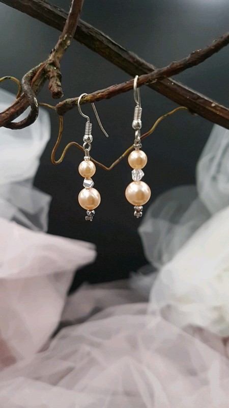 Boucles D'oreilles Perles De Verre Blanc Nacré Et Jade – Fermoir Plaqué Or, Fabrication Artisanale
